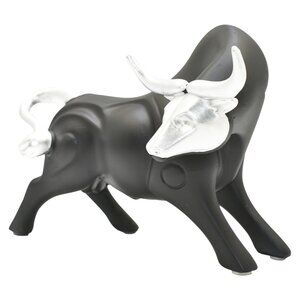 Adam & Friends Home Decor Strong Bull Sculpture | 1-Piece | Black/Silver